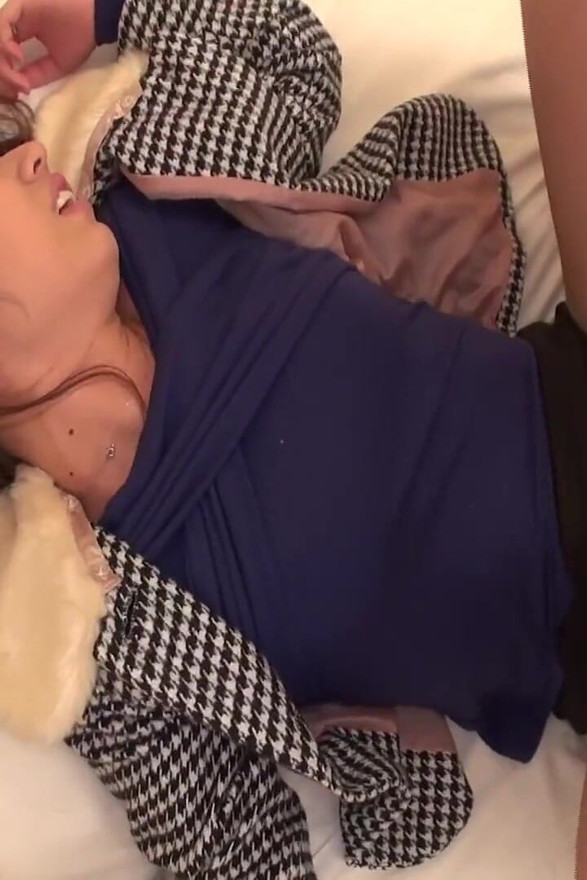 Naomi - Housewife Pick-up (25y Old) Vol. 2