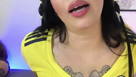 Leidenschaft für die WM, masturbation und orgasmen, papis schwanz reiten, ihn melken, bis er sein ganzes sperma raus bekommt