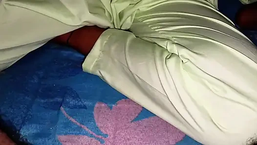 Ich liebte meine frau an den Ferien zu hause. Sie mag es, lutscht, sex mit mir zu haben