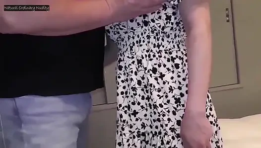 Cold calls nach feierabend, ein neuer hire schlüpft in ein privates spiel vor der kamera