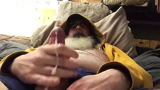 Gri sakallı baba boşalıyor