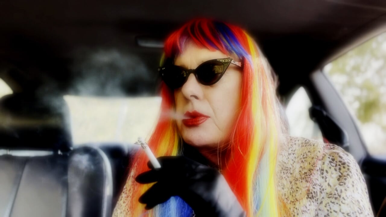 120のタバコを吸うのが大好きだ...そして、私がタバコを吸うのを見てから、あなたの用をやってほしいのです