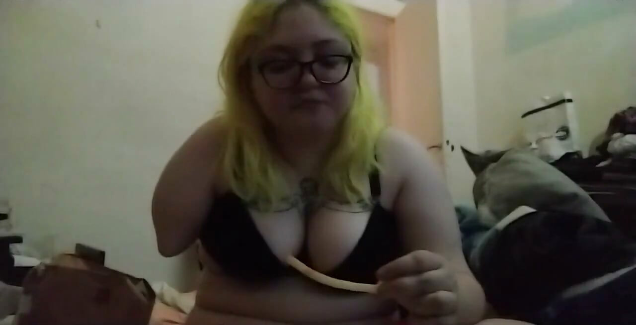 Feederism 2 Double Chicken Burger and Rolls