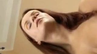 Ik Elizabeth met masturbatie op de webcam