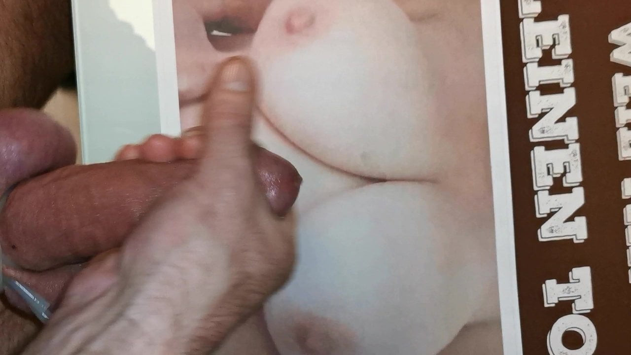 Tribut on big tits