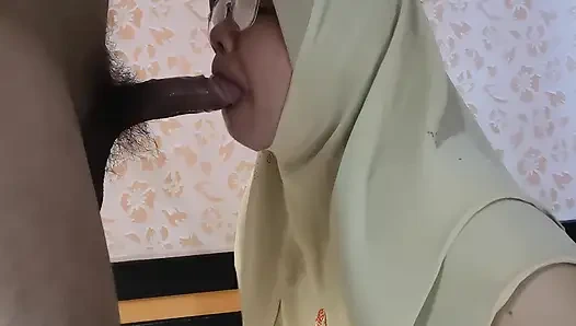 The teacher intended to teach the students the work, but in the end, the teacher gave up because the student's was too big.