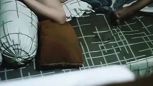 Eşimin arkadaşından çok güzel bir plus masajı. Orgazmının zevkini hissedene kadar