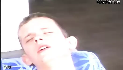 Neden biseksüele boşalmasın 1'de 2 sahne