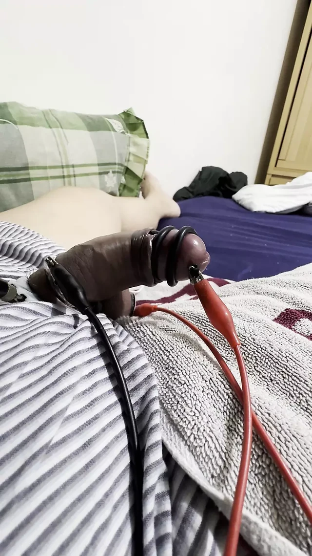 weekend estim wth new toy 20250509
