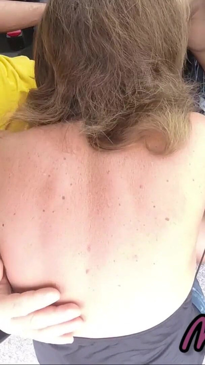 Bljesak kurca u ŠKOLI: Učiteljica mi puši i SVRŠAVA U USTA u autu! MAKSIMALNI RIZIK! | Isječak 2