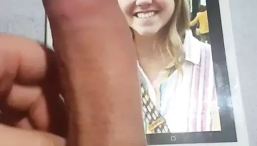 yüz üzerinde genç sürtük
