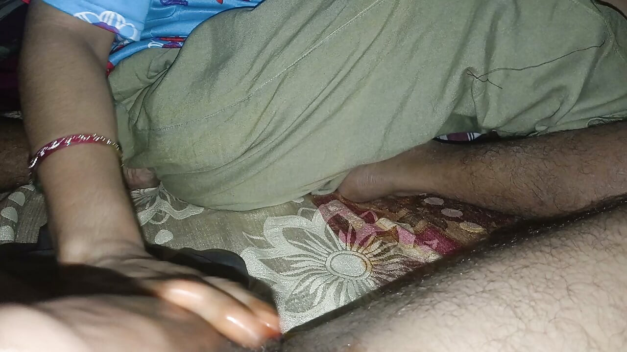 Teen 18+ Fingering Huge Creamy Pussy with to a Pulsating rgasm