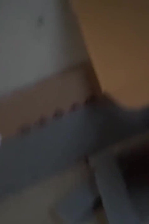 Public Self-play - a True Ona-girl Records Her Quiet Peak on a City Walk Chapter-5