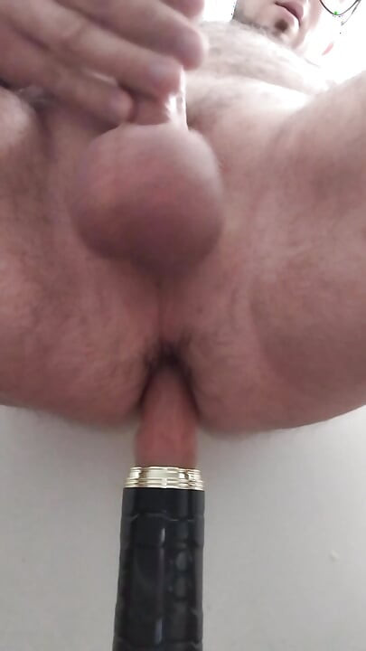 Riding od dildo and cum twice