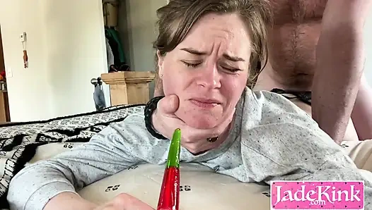 Devote schlampe totale dominanz - Candy im mund, schwanz von hinten