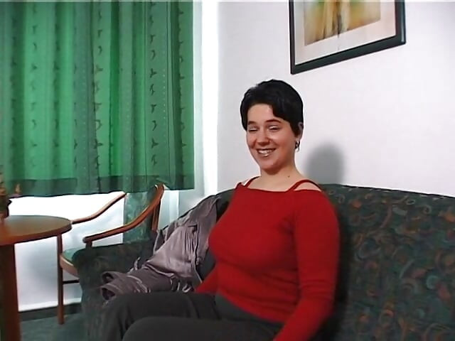 Chubby hairy brunette rubs and fingers her cunt at the casting