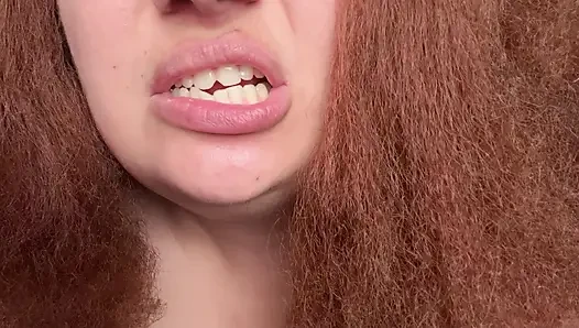 edhead stiefmutter filmt ein spezielles video nur für dich - frech allein zu hause necken