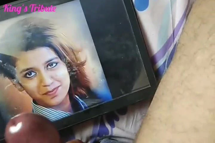 Priya prakash kral tarafından ilk hiç boşalmak haraç