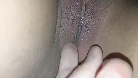 Komşuma motosiklet kullanmayı öğretiyorum ve karşılığında bana vajinasını veriyor.