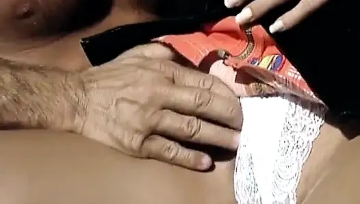 Leidenschaftliche outdoor-session mit süßem deutschem schätzchen