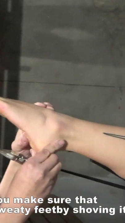Japanese Femdom Dominatrix Youko Foot Worship | Clip 1