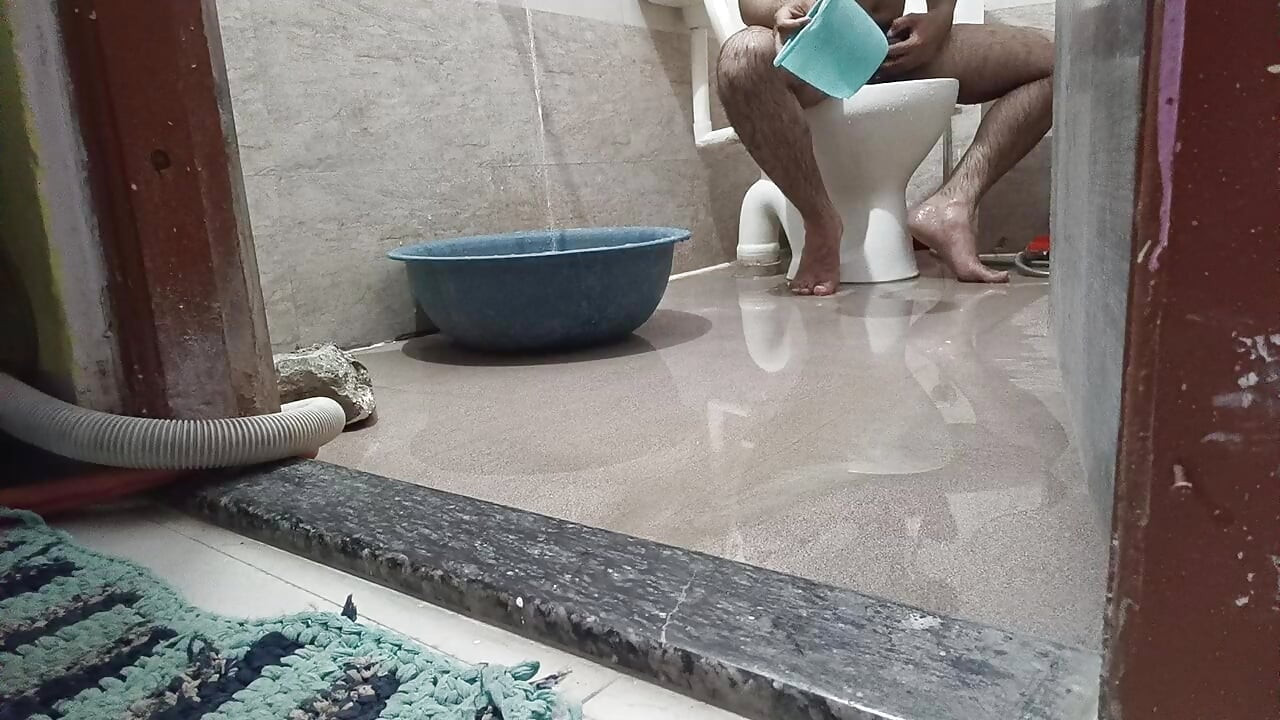 Kaun mere Sath nanga nahana pasand karenge