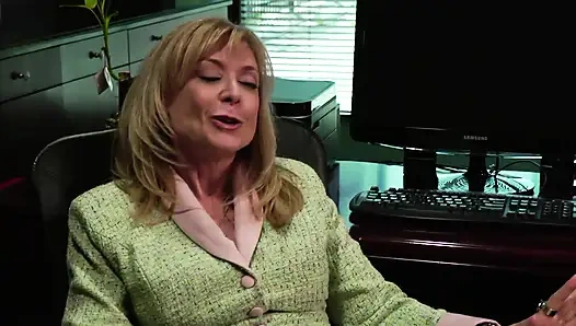 Hot lez boss punishes worker by having sex with her