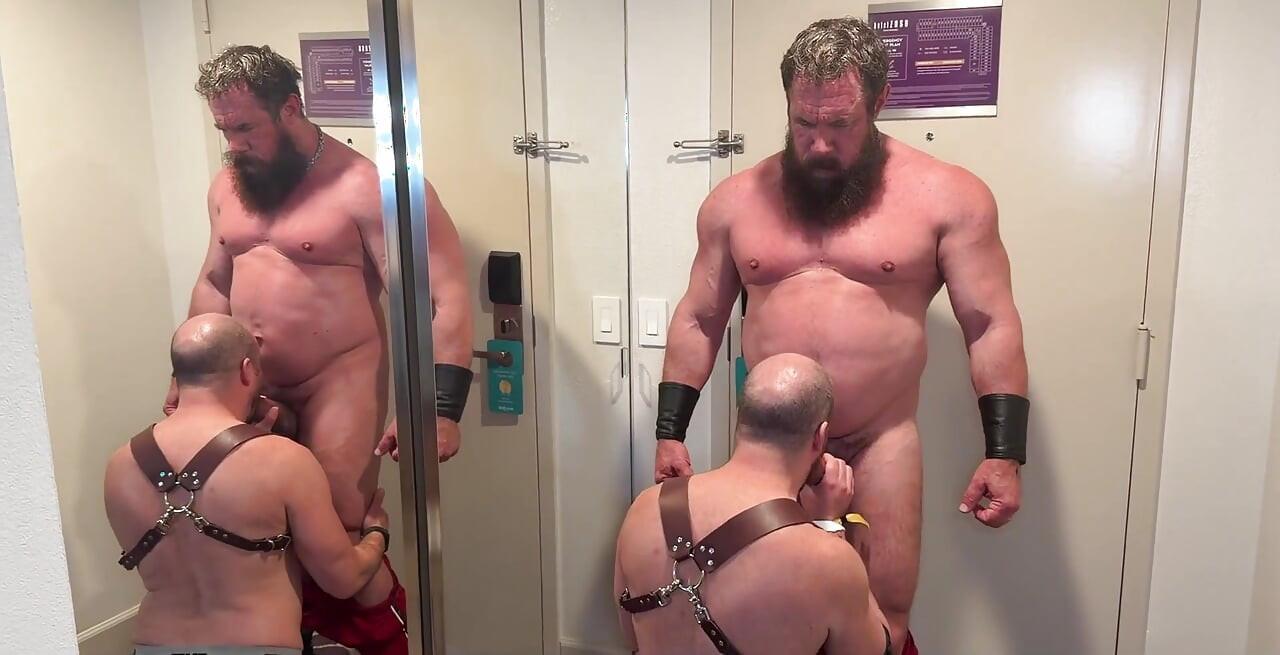 Muscle Bear Takes Giant Cock