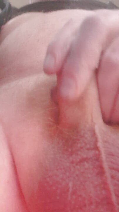 My Tiny Dick Gliding Pee