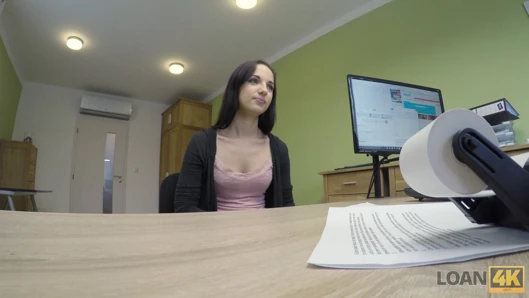 Loan4k. Kreditagentur wird zum Ort von leidenschaftlichem Analsex