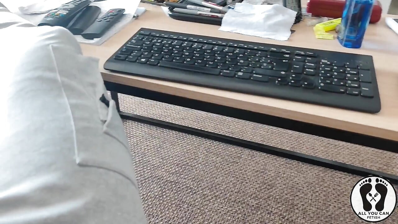 Hey Secretary, Take Out My Stress Sucking My Dick!!!