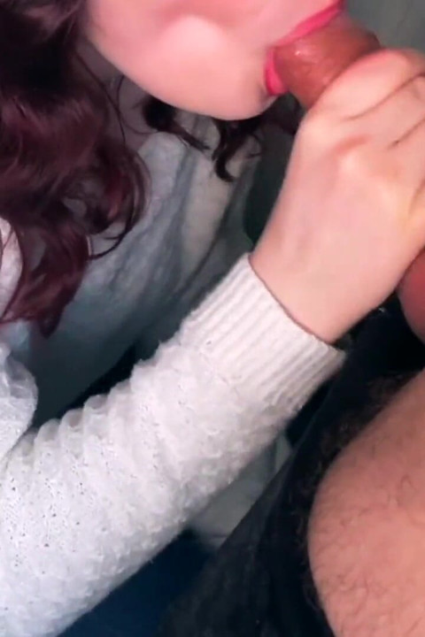 Outdoor blowjob on the balcony
