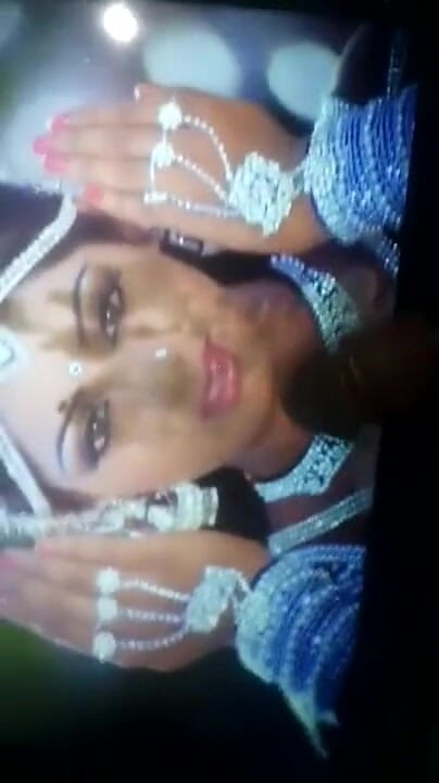 「Sridevi cum tribute (posthumously)」の力強い瞬間