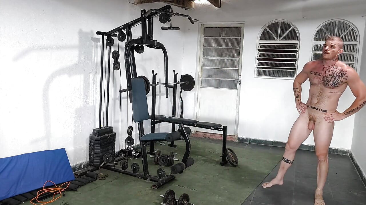 Carmona Training Naked