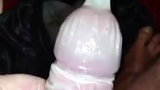 prezervatif dolu ile büyük yük