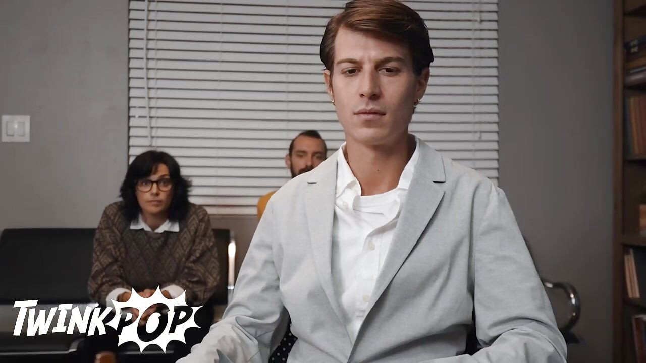 TWINKPOP - Luke Connors Gives Troye Dean A Deep Fuck Against The Wall And Finishes With A Wet Cumshot