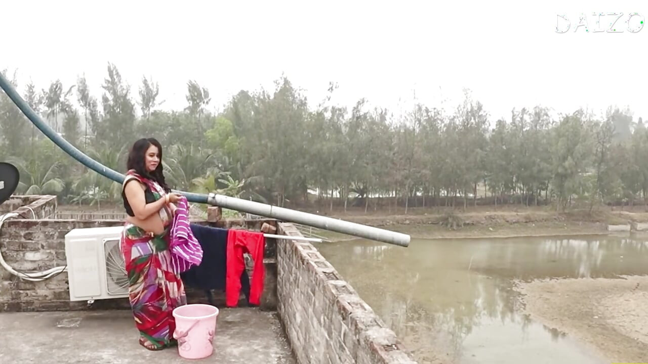 DEsi Bahi ko Akele me chod diya