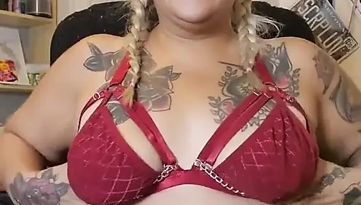 Shiney Tease