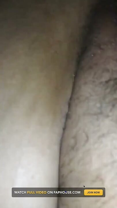 我的綠帽老公輪到他，在黑人情人中出後繼續插進我被精液灌滿的騷穴