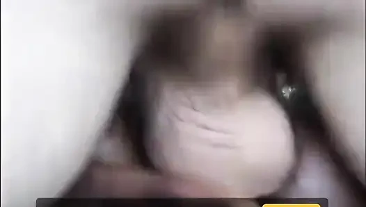 Siyah ve beyaz üçlü yarak emiyor amcık yalıyor sikişiyor