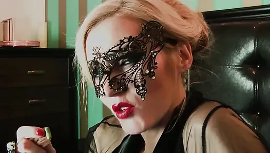 Aşırı dozda solucan külotlu çorap