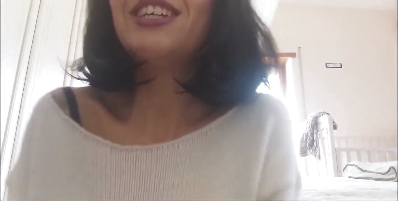 Ascultați-ne în timpul unui apel video cu burps și blasfemie
