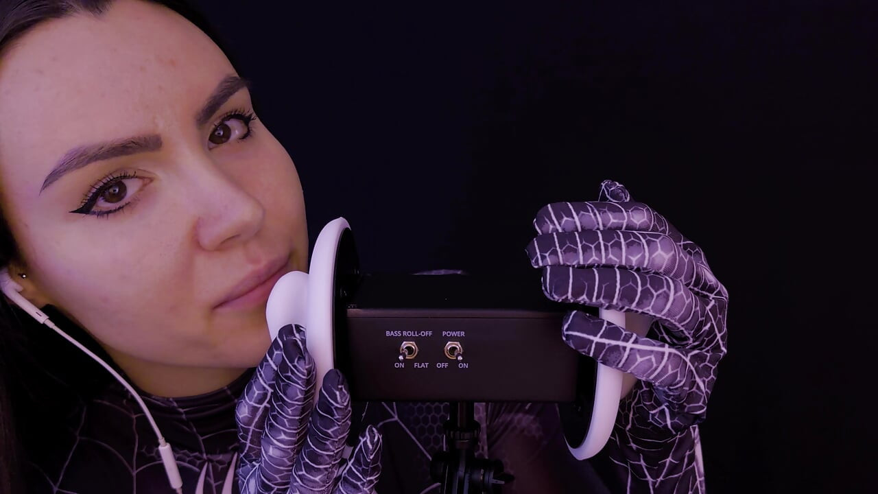 ASMR Ear Eating Licking Spider Girl Cosplay