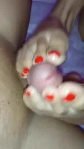 footjob 5 minute cumshot