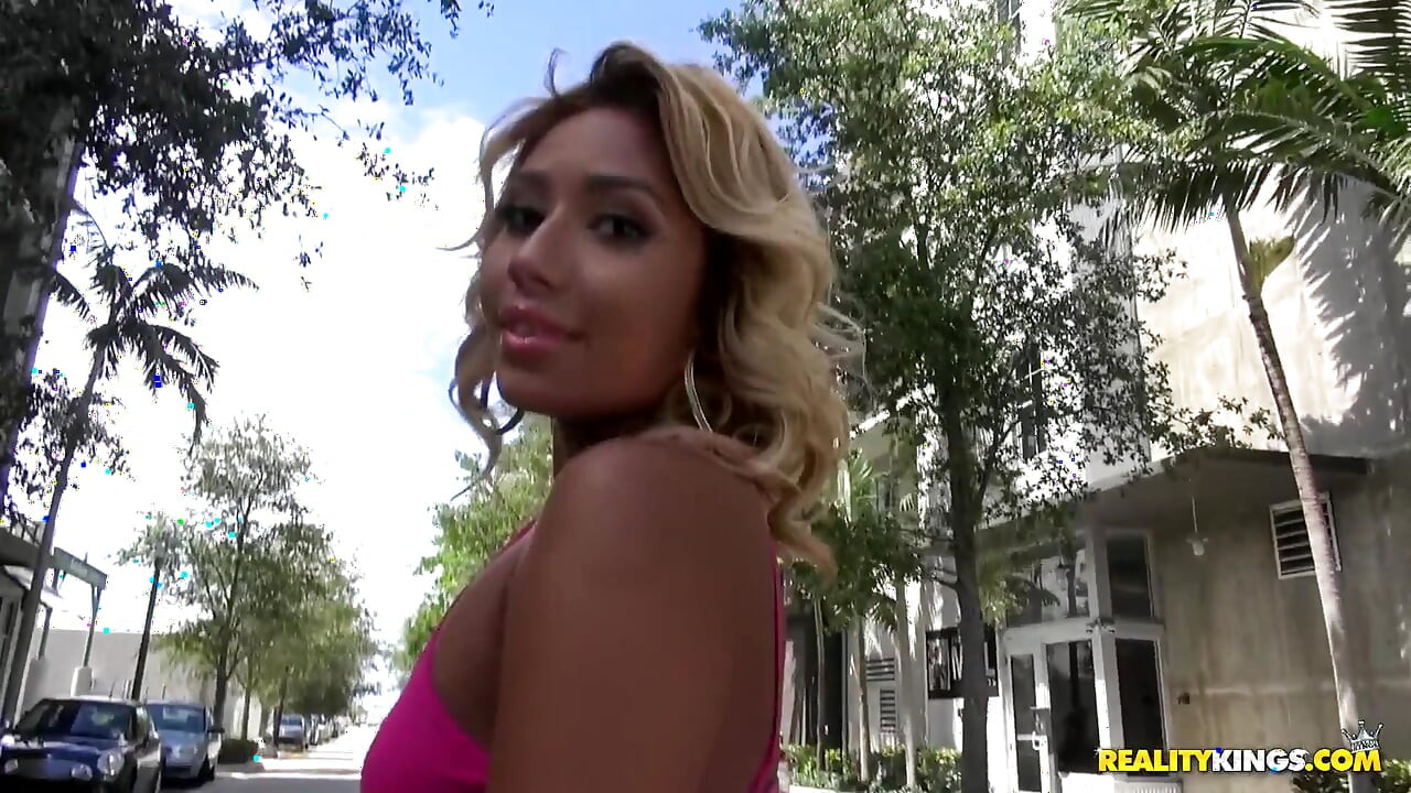 Reality Kings - Naughty Nikki Shows of Her Phat Ass and Has Some Anal Play