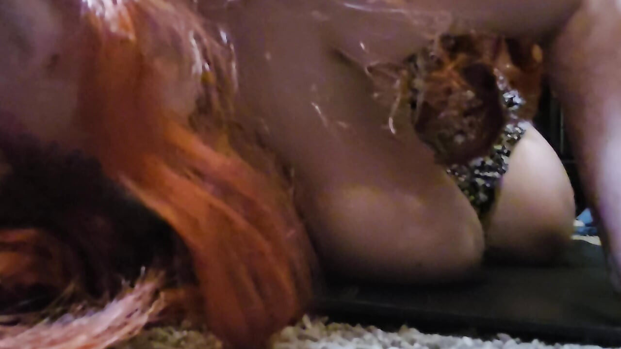 Red head slut uses sex toys to get off