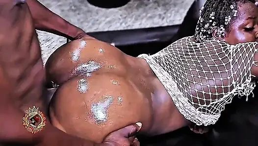 Shuga teen socken und fickt einen großen schwanz