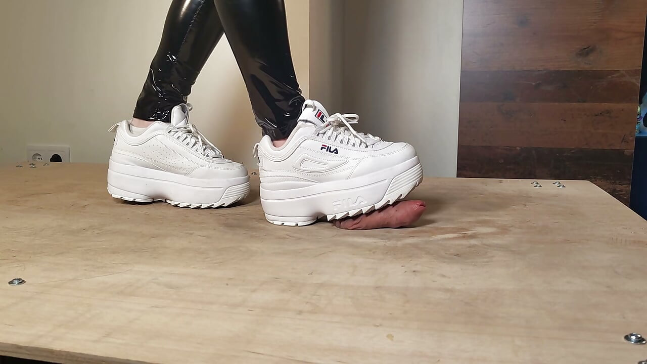 Fila Disruptor Plateau Cock Crush Full Clip - Lady Thaya