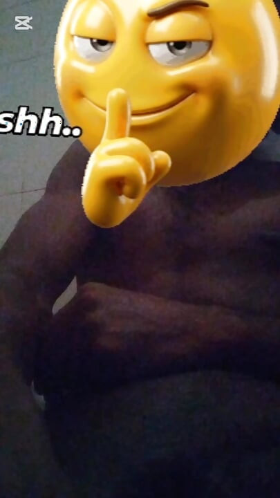 Jamaican dick jerking off