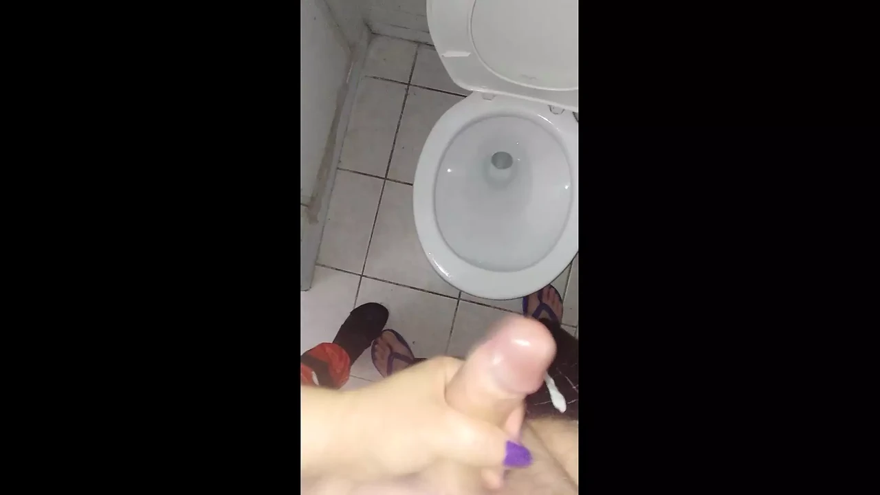 I make that lil  tiny dick explode :D